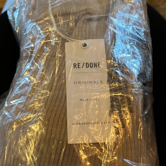 RE/DONE Thermal long sleeve in Sand. NWT SIZE M - Picture 4 of 5